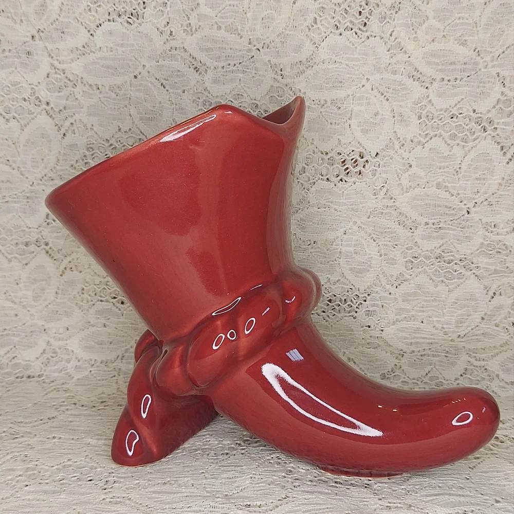 Art Deco Cornucopia Vase Vintage Burgundy Color Decor - Picture 4 of 7